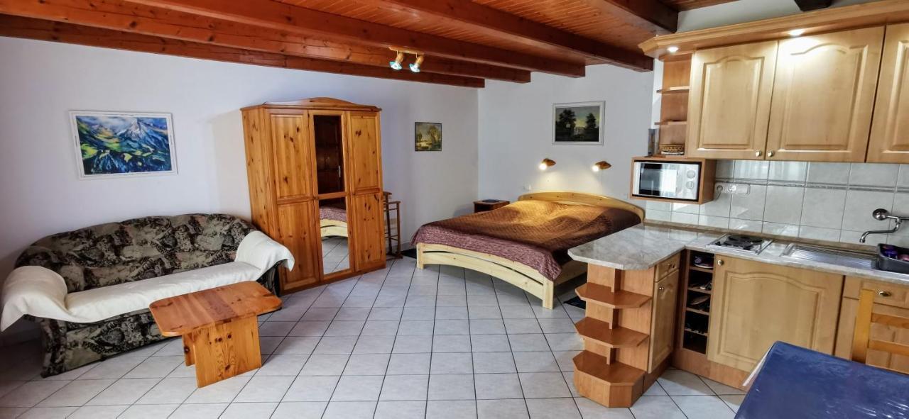 Magyar Apartmanházak I-III. Zalakaros Esterno foto
