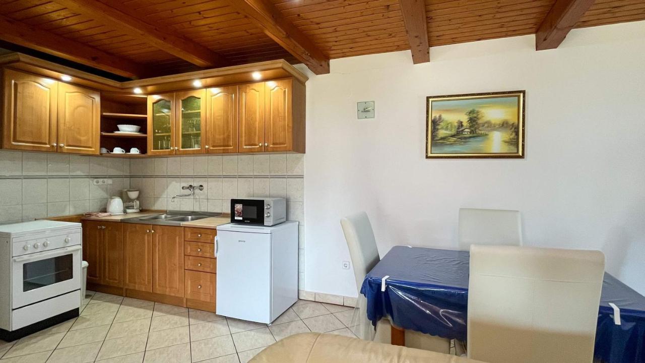 Magyar Apartmanházak I-III. Zalakaros Esterno foto