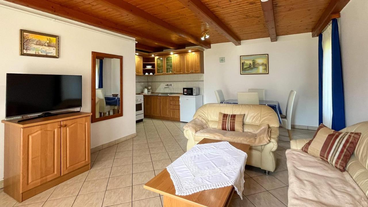 Magyar Apartmanházak I-III. Zalakaros Esterno foto