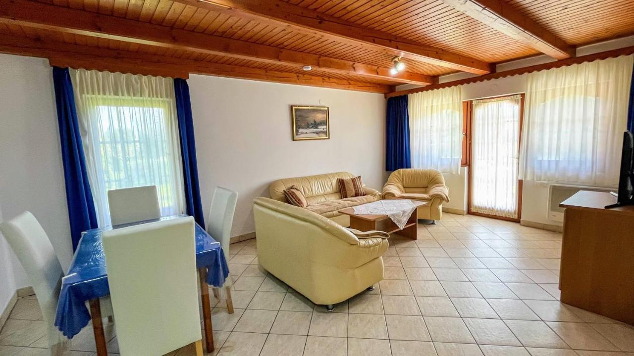 Magyar Apartmanházak I-III. Zalakaros Esterno foto